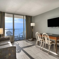 Crown Reef Resort thumbnail 6