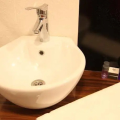 Lucid Otel - Bild 10