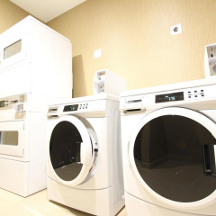 Hampton Inn & Suites Dallas Market Center thumbnail 16