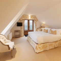 The Old Hall Ely thumbnail 2