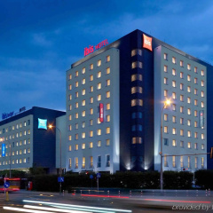 ibis Warszawa West Station - Bild 1