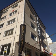Peracity Hotel - Bild 1