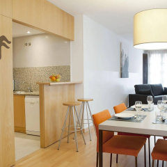 Aspasios Plaza Real Apartments - Bild 12