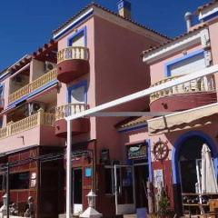 Apartamentos Marina Internacional thumbnail 1
