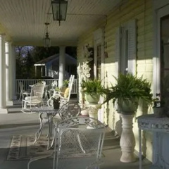 Yellow Turtle Inn thumbnail 10