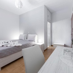 Maria Apartments thumbnail 1