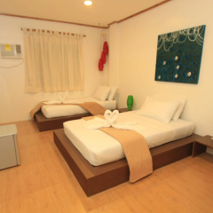 The Rose Pike at Boracay thumbnail 21