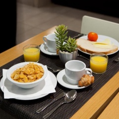 Hotel Sagrada Familia - Bild 12