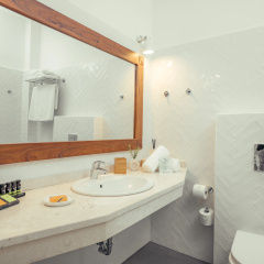 Caesars Gardens Hotel & Spa - Adults Only thumbnail 8