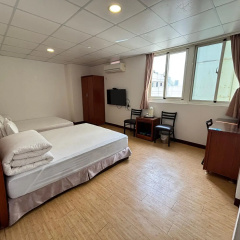 Chantai Hotel thumbnail 5