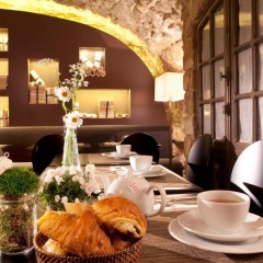 Hotel Verneuil - Bild 19