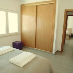 Surfness Lodge thumbnail 5