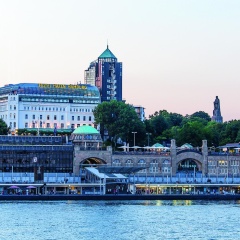 Hotel Hafen Hamburg - Bild 1