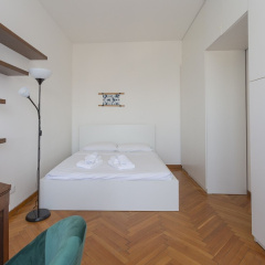 Skyline view Biancamano 1 bdr with balcony by Rentopolis - Bild 4