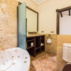 Downtown Jacuzzi - MADFlats Collection - Bild 6