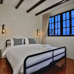 The Rommanee Classic Guesthouse thumbnail 6