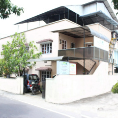 The Parrot Serviced Villa thumbnail 1