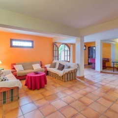 New! Villa Alaro by Priority - Bild 1