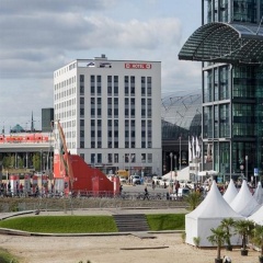 MEININGER Hotel Berlin Hauptbahnhof - Bild 25