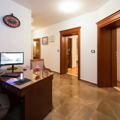 Priska Luxury Rooms thumbnail 4