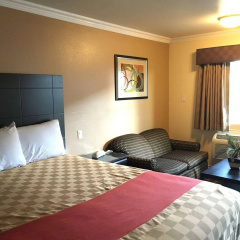 Hacienda Inn thumbnail 19