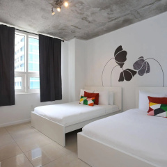 Sky City Apartments at Midtown - Bild 2