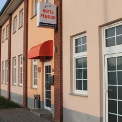 Hotel Pension garni Schwerin Unterkunft - Bild 1