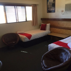 The Abbey Motor Inn thumbnail 4
