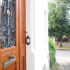 Stilvolle Wohnung Mit Garten - Bild 1