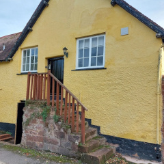 Red Lion thumbnail 1