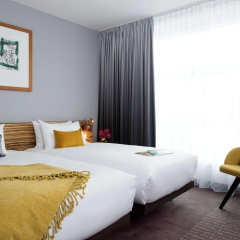 art'otel Berlin Mitte powered by Radisson Hotels - Bild 6