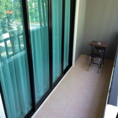 Am House - Bild 7