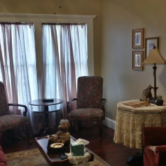 Swann Hotel Bed & Breakfast thumbnail 8