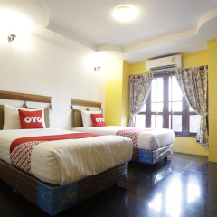 Yellow Tique Hotel thumbnail 21