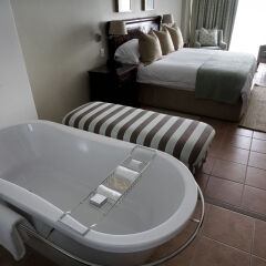 Hotel Cardoso in Maputo, Mozambique from 173$, photos, reviews - zenhotels.com bathroom