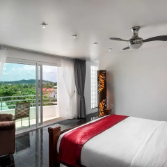 Sky Pool Villa thumbnail 5