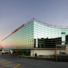 Crowne Plaza Madrid Airport by IHG - Bild 1