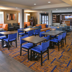 Courtyard Suwanee by Marriott