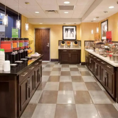Hampton Inn & Suites Bellevue Downtown-Seattle thumbnail 17