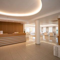 The George Hotel thumbnail 2