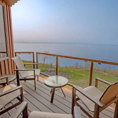 Surfside on Lake Superior thumbnail 8