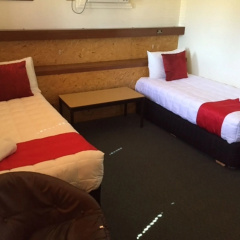 The Abbey Motor Inn thumbnail 5