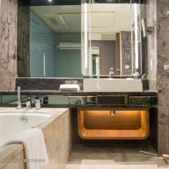 Royal Plaza Hotel - Bild 9