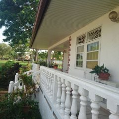 House With 3 Bedrooms in Cayenne, With Enclosed Garden and Wifi - 4 km in Cayenne, French Guiana from 310$, photos, reviews - zenhotels.com outdoors photo 2