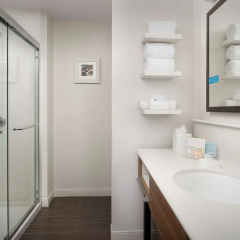 Hampton Inn & Suites Phoenix Tempe thumbnail 9