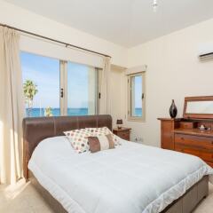 Отель Villa Seashore One Large Private Pool Walk to Beach Sea Views A C Wifi - 3150 Кипр, Аргака - отзывы, цены и фото номеров - забронировать отель Villa Seashore One Large Private Pool Walk to Beach Sea Views A C Wifi - 3150 онлайн фото 26