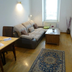 Charming, central, spacious apartment - Bild 3