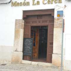 listing card gallery
