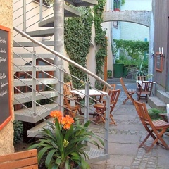 Dreibeiniger Hund Hotel  Gasthof - Bild 9