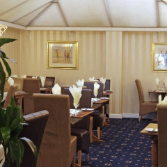 The Queens Hotel & Victoria Cloisters thumbnail 20